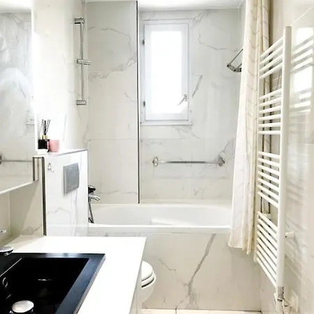 A 2 Pas Du Metro Appartement