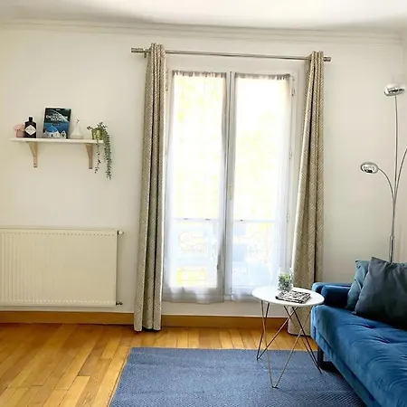 Appartement A 2 Pas Du Metro Paris