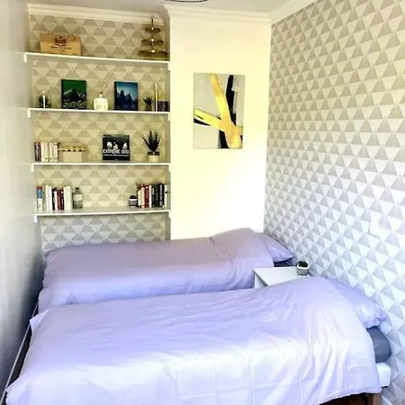 Appartement A 2 Pas Du Metro *